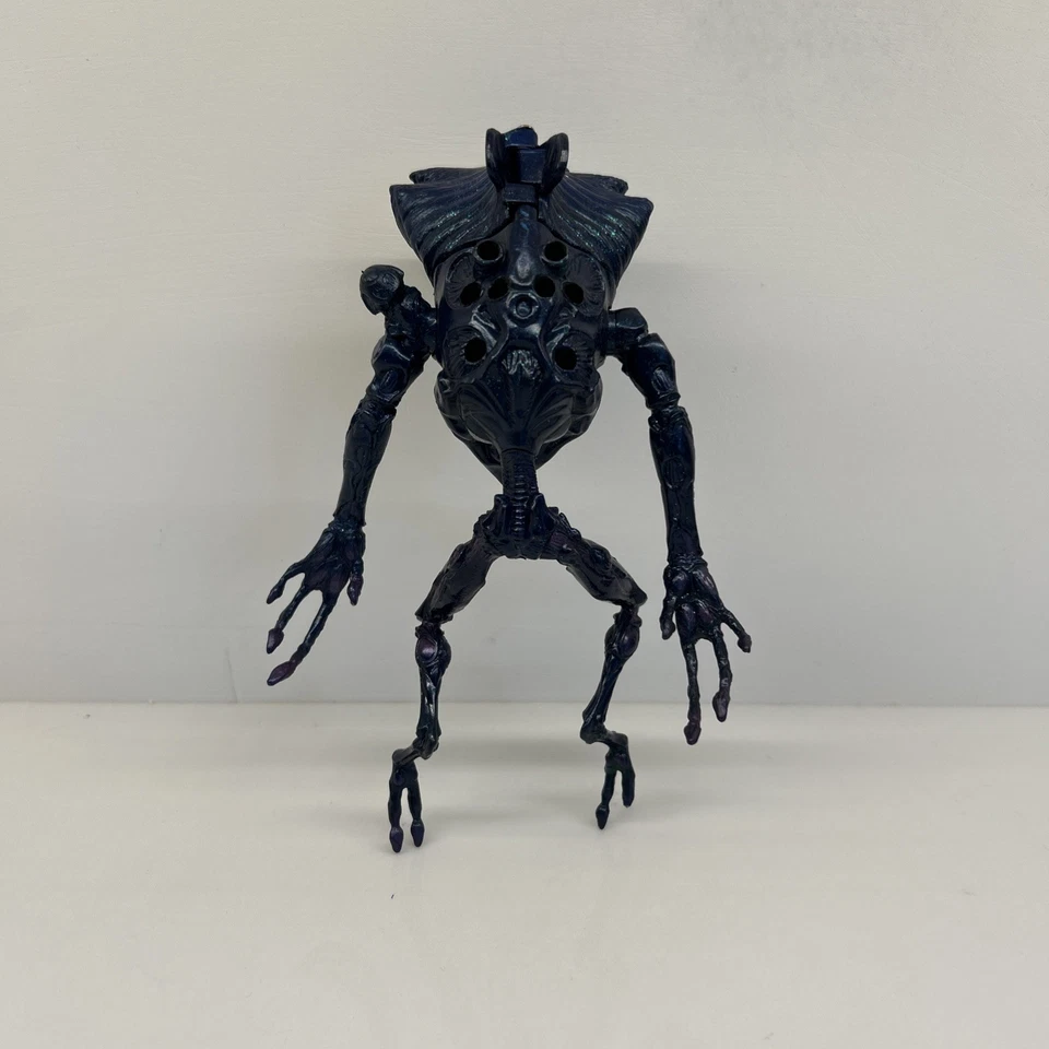 Figura de acción Independence Day Alien Science Officer 8" 1996 Trendmasters ID4 Foto 3 de 4