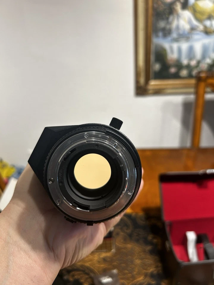 Tokina For Nikon AT-X 828 AF 80-200mm F2.8 Telephoto Zoom Mint On It’s Box. - Image 4 of 4