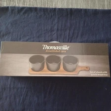 Thomasville Set Of 3 Black Ceramic Serving Bowls With Acacia Wood Tray