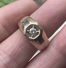 Vintage 14k Octagonal Two Tone Gold Ring With 0.20 Ct Diamond. Size O