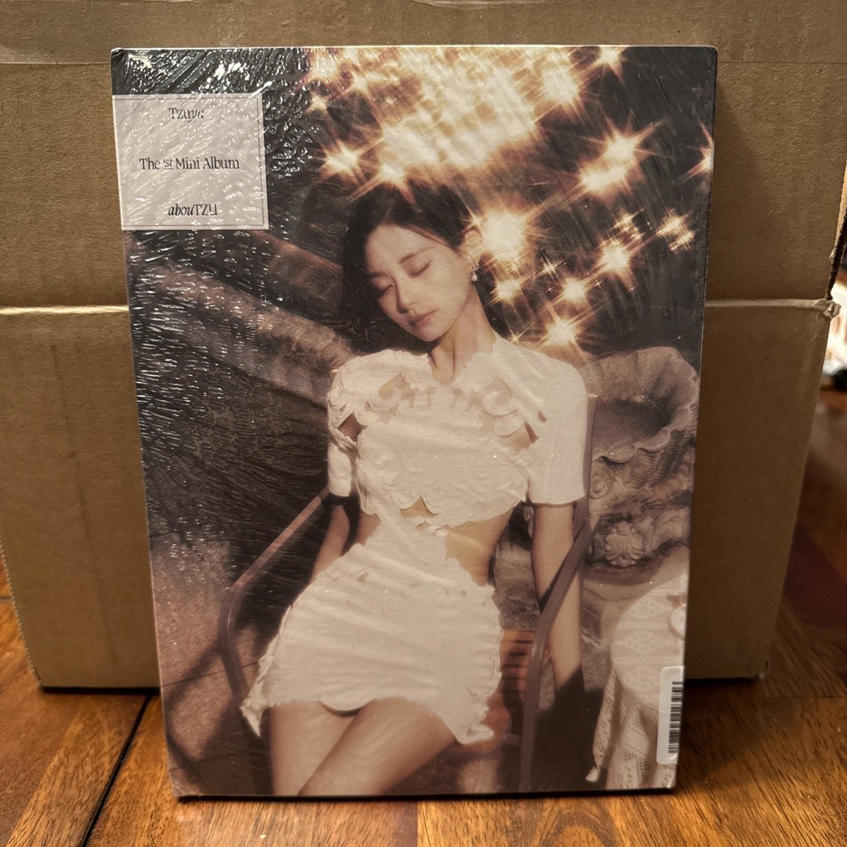 【直筆サイン】 TWICE TZUYU THE abouTZU Fly ver. TWICE TZUYU - ABOUTZU (FLY VER.) Signed | eBay