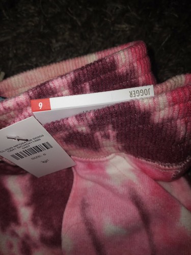 Girls justice cozy joggers size 6 burgundy/pink tye dye - Picture 2 of 2