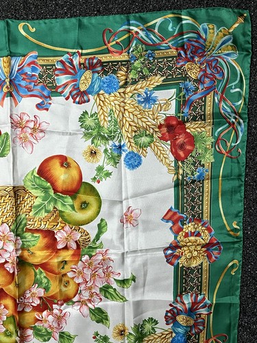 VINTAGE SCARF NAZARENO GABRIELLI 100% SILK Italy Fruit Floral Basket Green - Picture 2 of 7