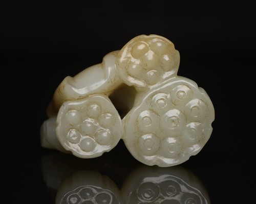 Certified Natural Hetian Jade Hand-carved Exquisite Lotus Seedpod Pendants 8186 - Picture 6 of 9