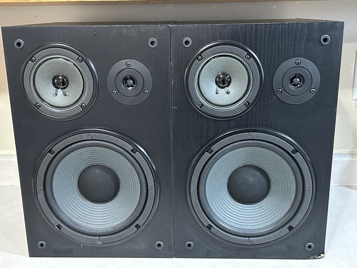 YAMAHA NS-A635A LARGE BOOKSHELF SPEAKERS 3-WAY 140 W USA MADE
