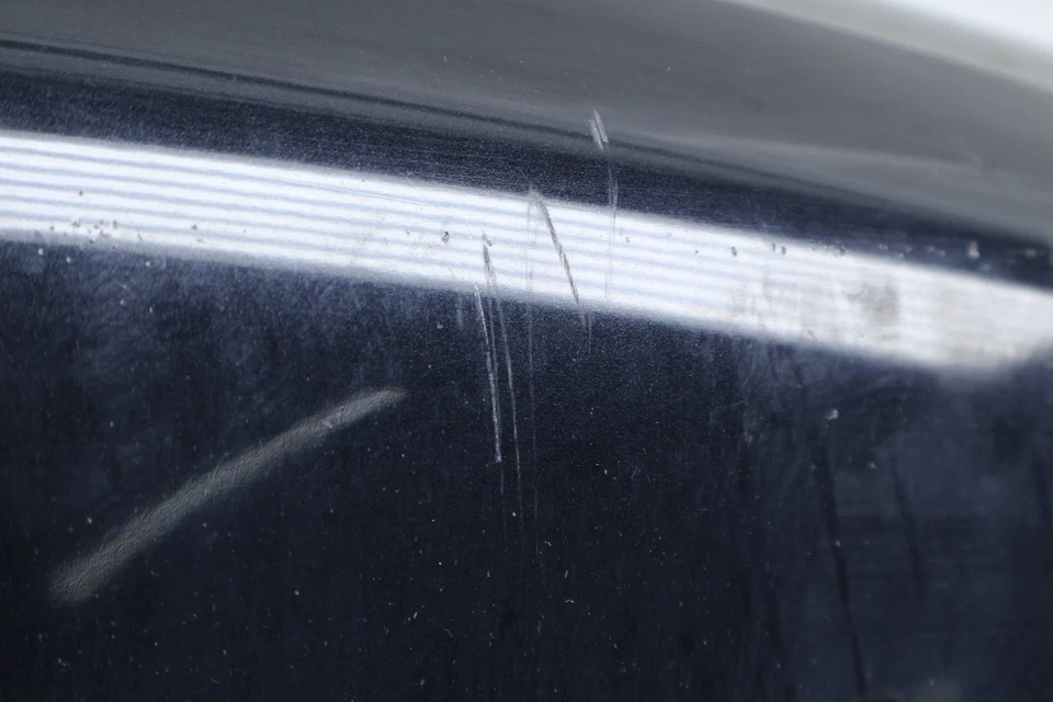 2007-2008 AUDI A6 QUATTRO - Valance de parachoques inferior trasero S-Line 4F5807521C Foto 3 de 4