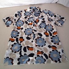 Gap Floral Button Up Shirt Mens Medium Multicolor Short Sleeve Standard Fit
