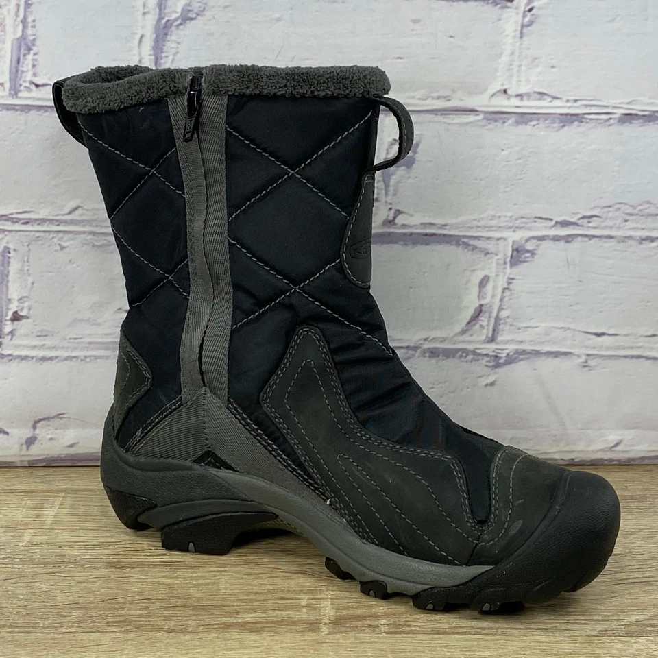 Botas de nieve Keen Betty negras impermeables aisladas para mujer talla 7 invierno forradas con cremallera Foto 4 de 4