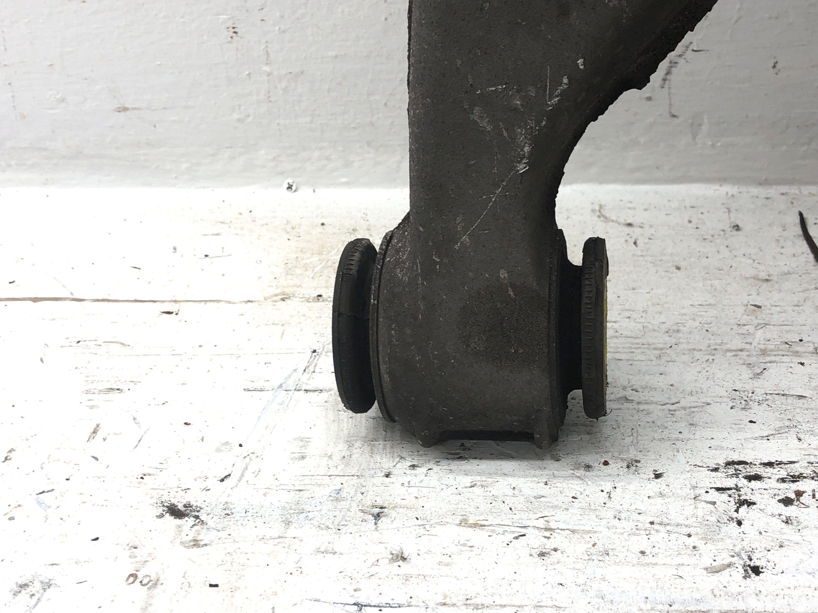 2006-2012 BENTLEY CONTINENTAL OEM LH LEFT REAR LOWER CONTROL ARM