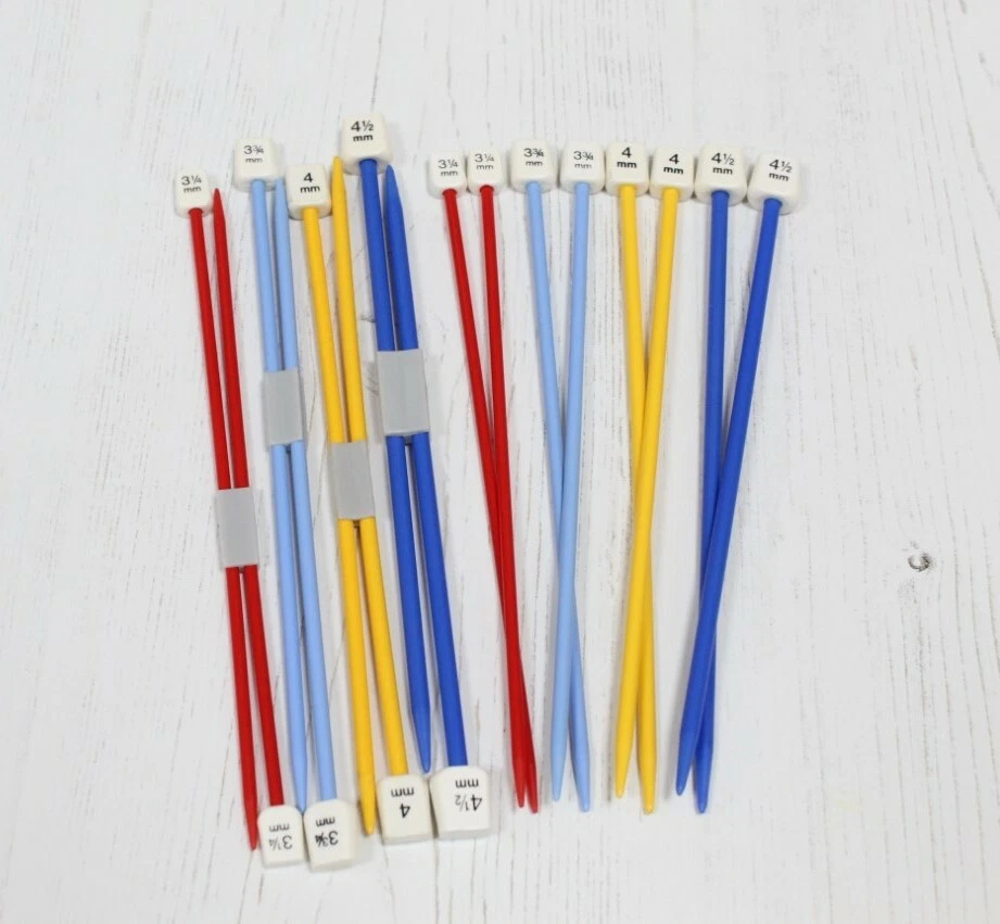 Children's Knitting Needles Whitecroft Essentials Short Knit Pins 18cm x 4 Sizes