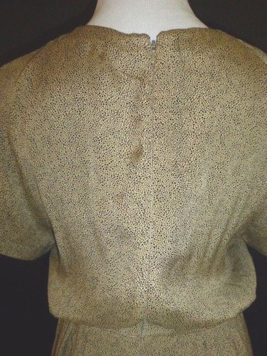Vintage Mary Ann Restivo Short Sleeve Pin Dot Silk Dress, Size 8, Ca. 1980's - Picture 4 of 5