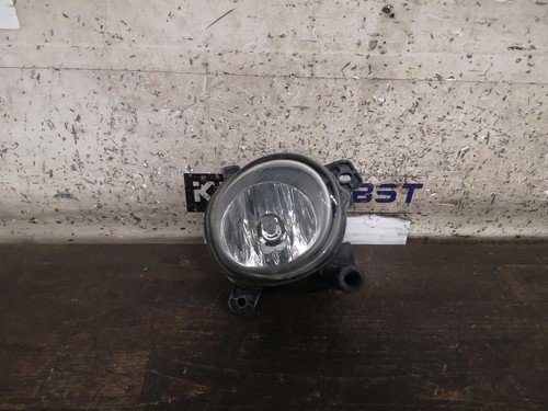 Audi Q3 8U Nebelscheinwerfer Rechts 8T0941700 270914
