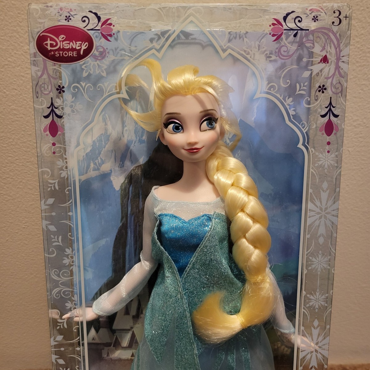 Disney's Frozen The Disney Store Classic Doll Collection 2014