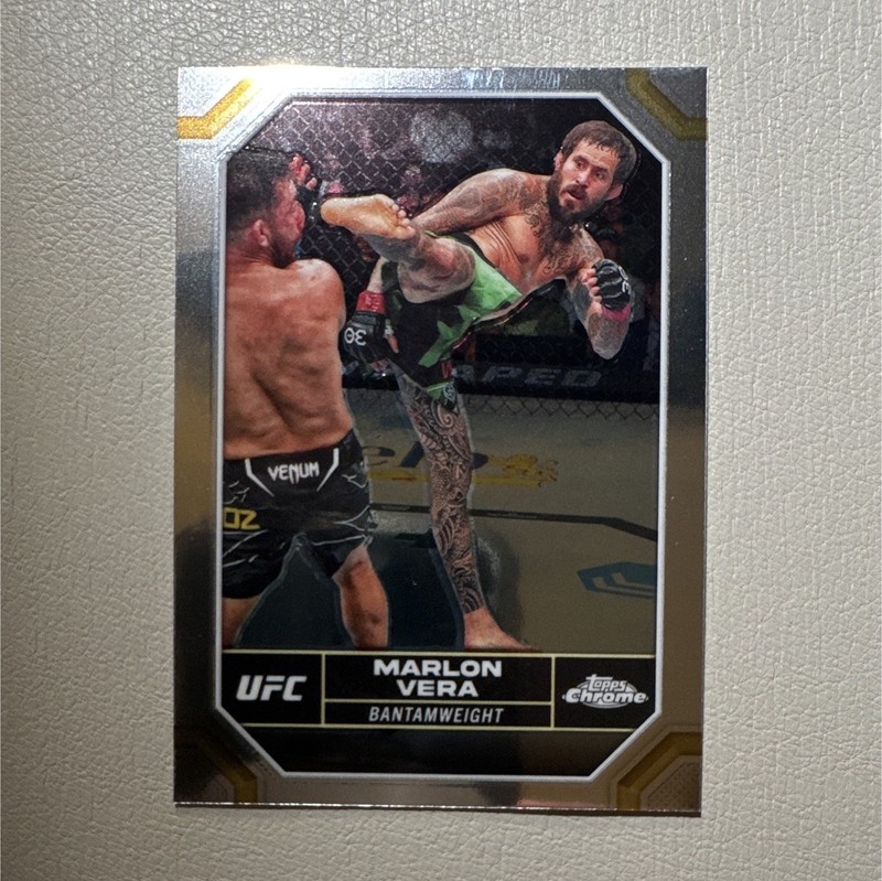 Topps Chrome UFC MMA Marlon Vera Sports Trading Card #124 Base Set