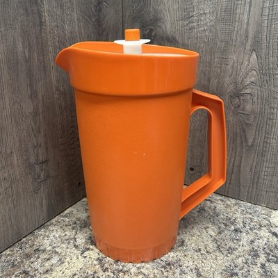 Vintage Tupperware 800 Harvest Orange 2-Quart Pitcher With Push Button Lid MCM