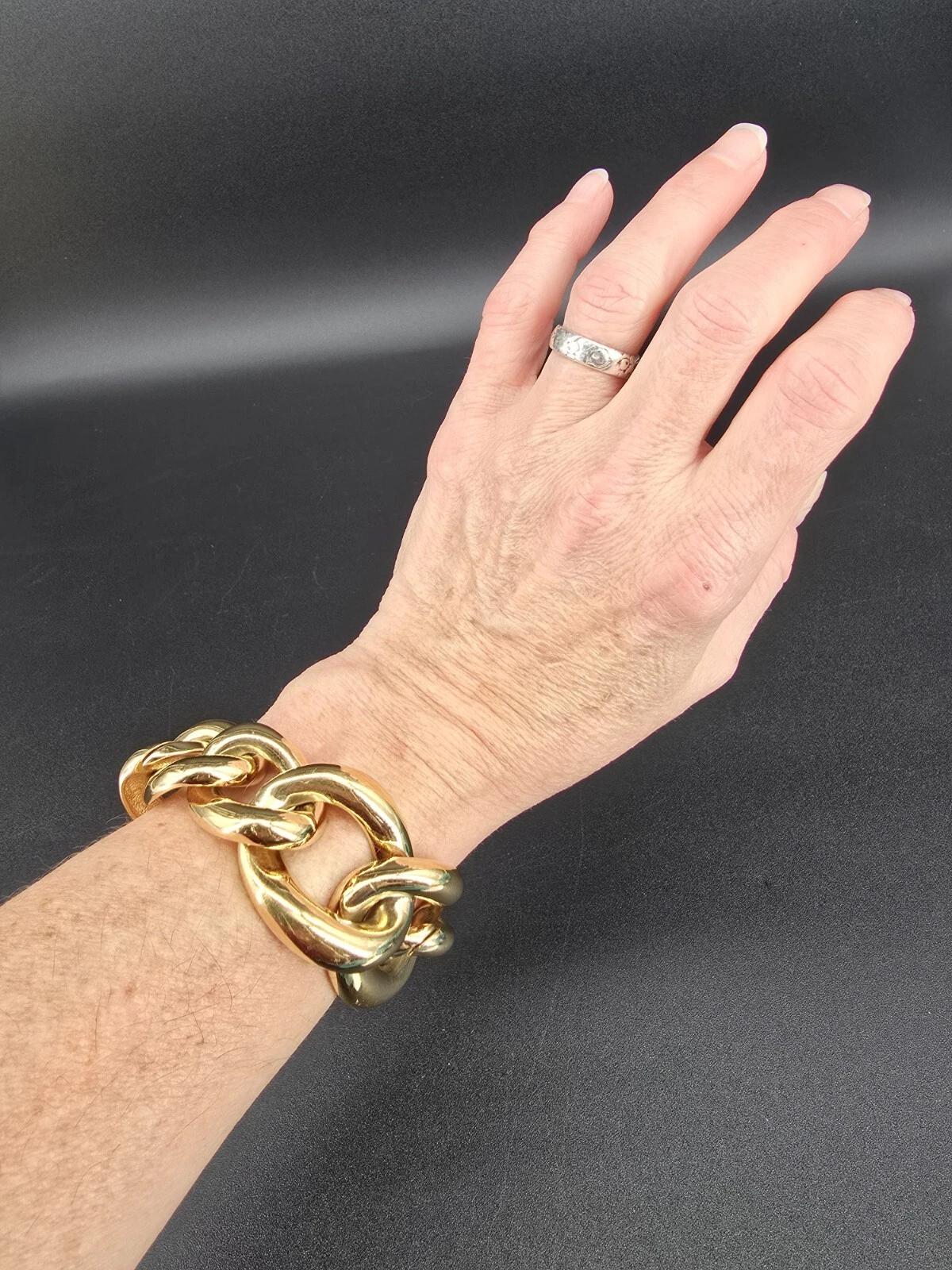 Bracciale Givenchy anni 80 maglia grossa tono oro