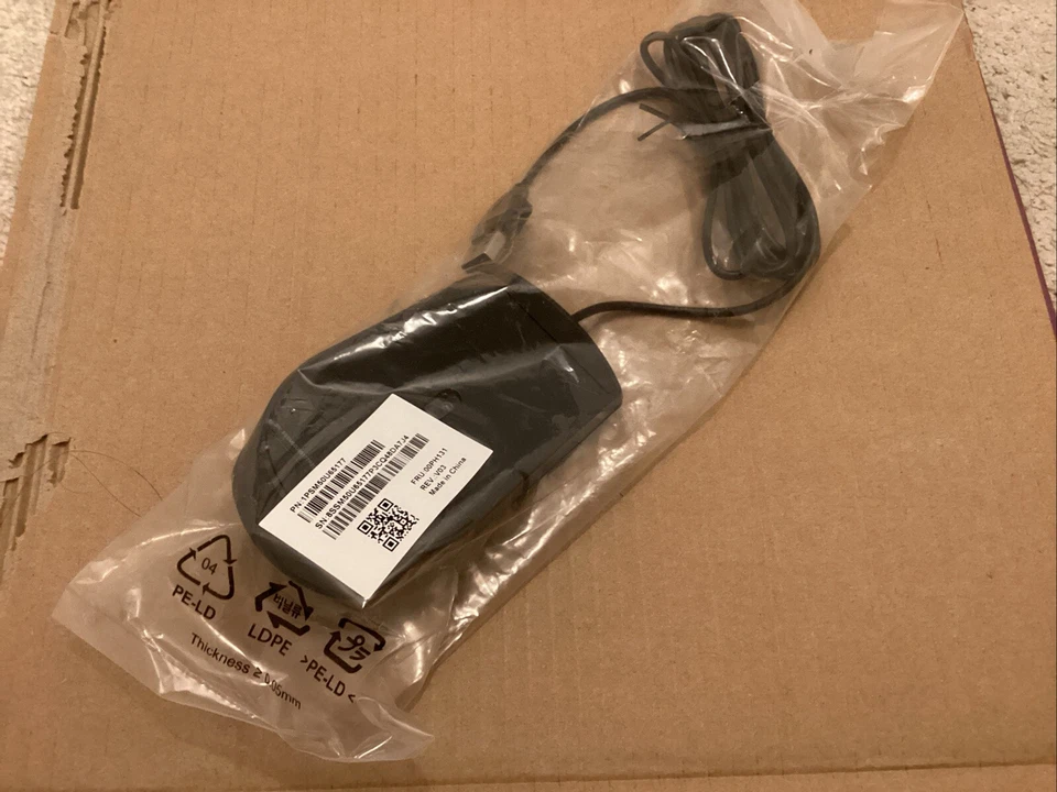 Lenovo Essential USB Mouse Wired 2-Button Black Scroll Wheel Optical Mouse - Image 2 of 2