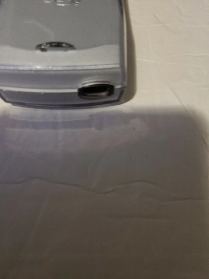 iGo Juice PS0055 Silver Universal AC Power Adapter 15-24V, 70W MAX read Discript - Image 4 of 4