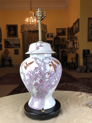 Vintage Chinese Porcelain. Lidded Temple Urn Country House Table Lamp - Picture 2 of 10