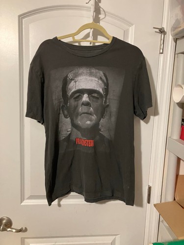 Old Navy T Shirt Mens Large Black Frankenstein Collectabilitees