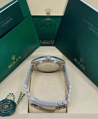 Unworn 2026 Rolex Datejust 41mm, Stainless Steel, Black, Jubilee