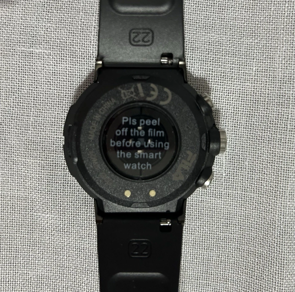 Reloj inteligente unisex FILA APEX digital con correa de silicona negra Foto 4 de 4