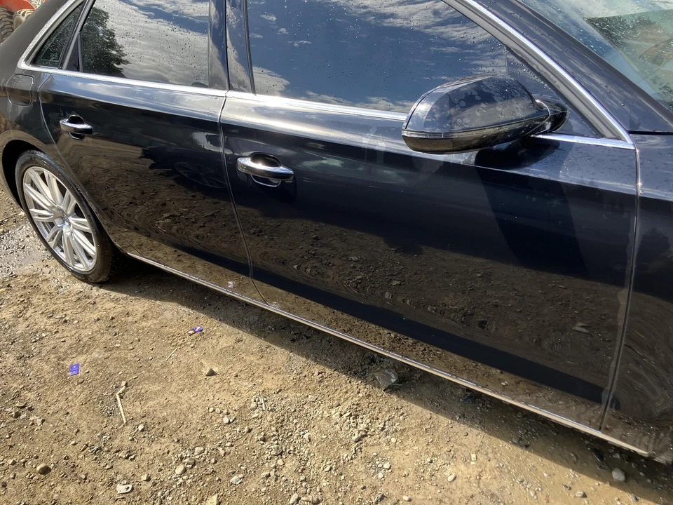 13 AUDI A8 Rear Bumper Reinforcement (REBAR ONLY) Foto 3 de 4