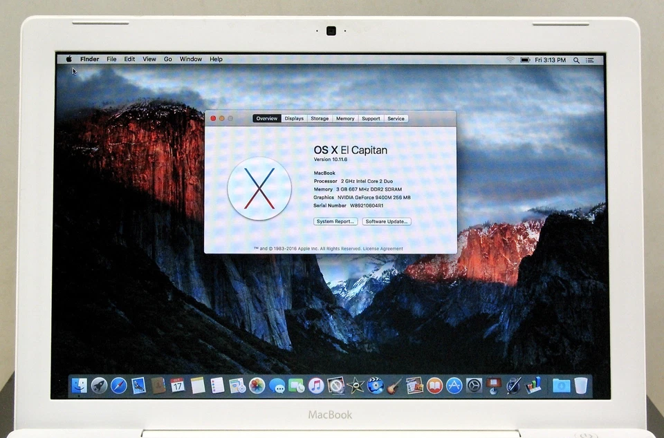 Apple MacBook 2.0 GHz Core 2 Duo 13" 4.0GB 320GB HD 2009 - GRADE A - Image 2 of 4