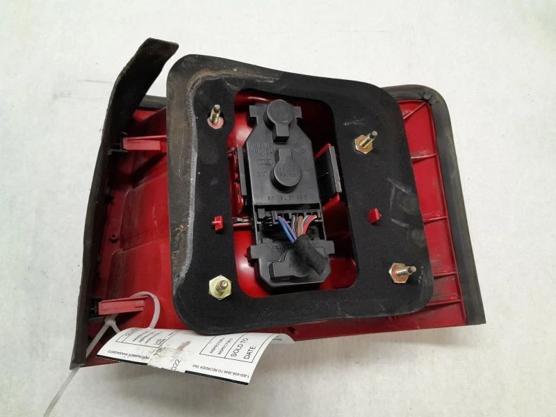 Driver Left Tail Light Fits 02-05 AUDI ALLROAD 1689013 - Image 3 of 4