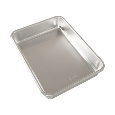 Nordic Ware Naturals 9'' x 13'' Aluminum Rectangular Cake and Baking Pan