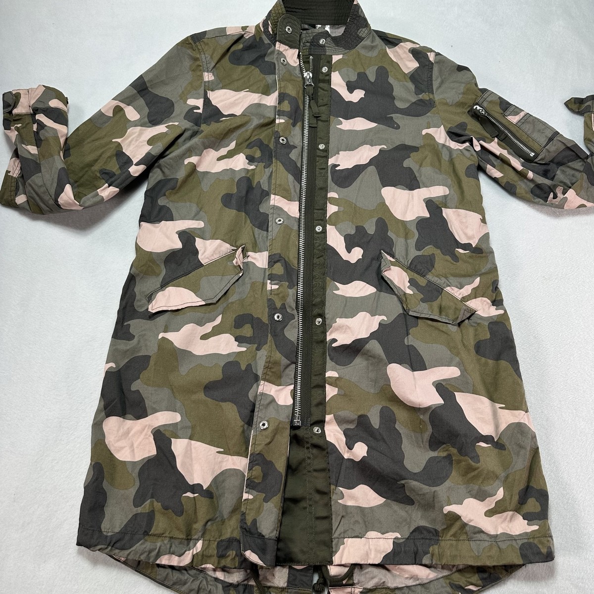 専用1 H&M Divided Jacket Women's US 8 Medium Camo Green Pink Long Parka