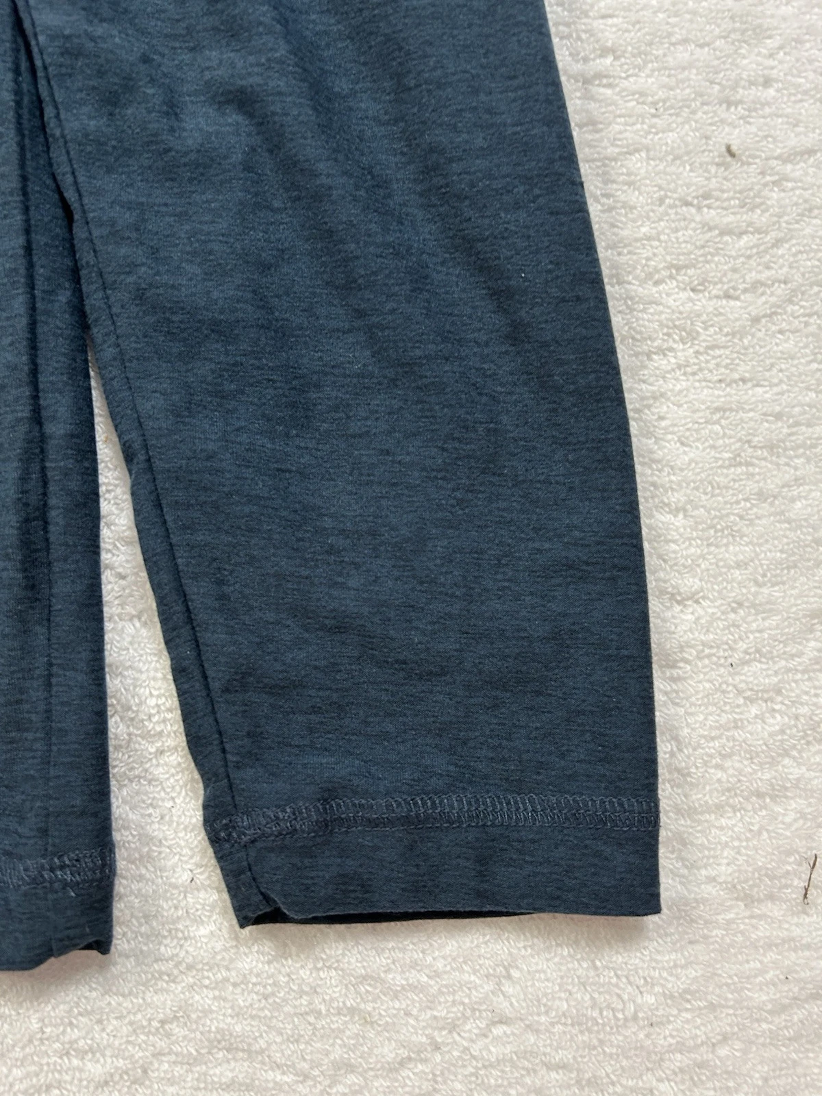 vuori long sleeve strato tech crew neck athletic shirt