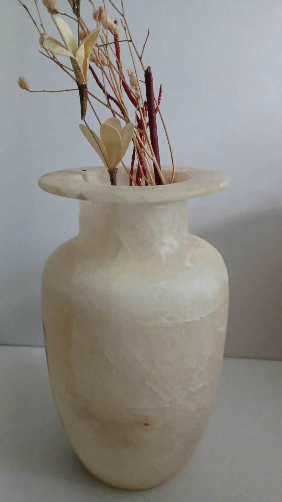 New Exceptional Museum Replica Egyptian Handmade Alabaster Vase (10" x 7")