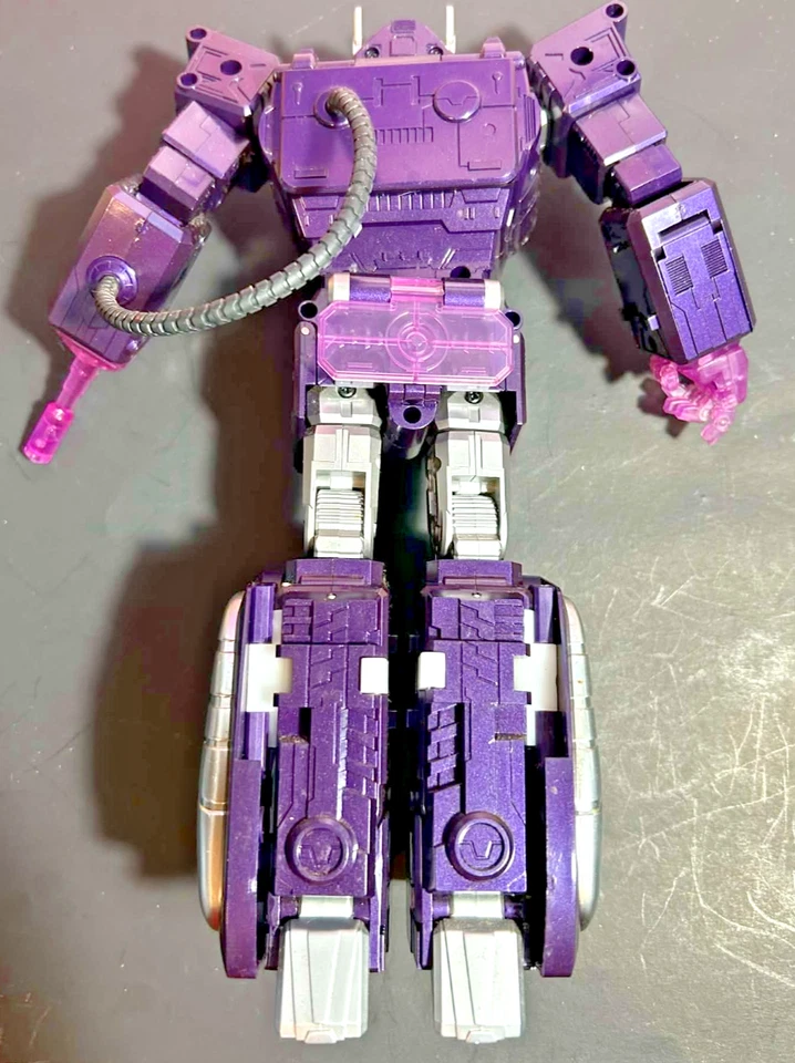 Cloud9 C9 W-01 Quakeblast Masterpiece Scale Shockwave G1 - Image 3 of 4