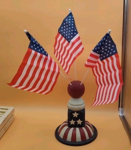Primitive Red White & Blue Patriotic Flag Base Table Centerpiece Holds 5 Flags
