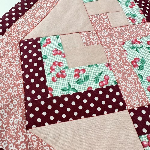 Handgefertigte gesteppte Tischsets 4er Set Kirschen Tupfen Rosa Oma Landhaus Kern - Bild 8 von 11