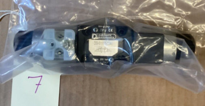 Duplomatic Hydraulic Solenoid Valve DS3-S11/10N-D24K1    NEW - Made in Italy