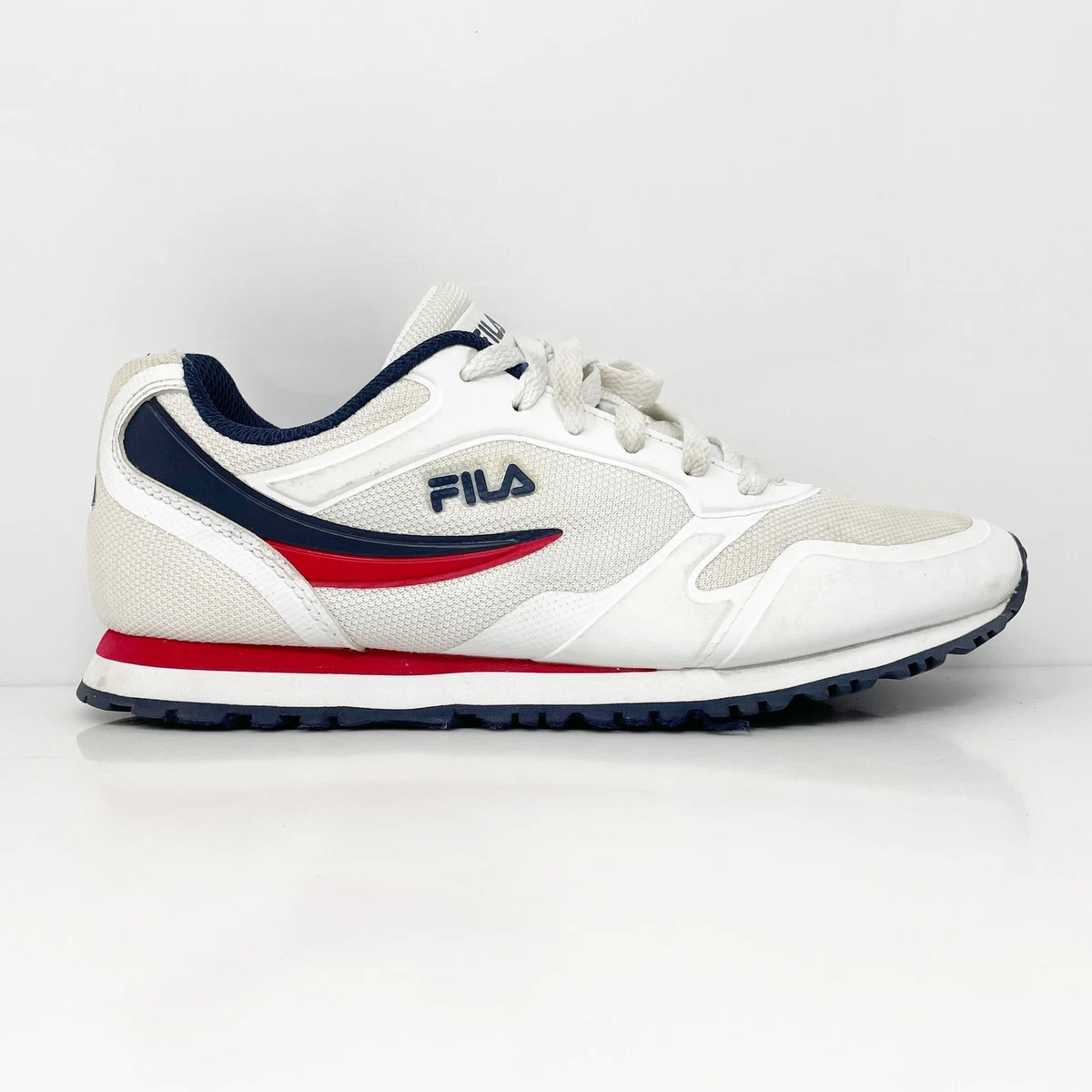 Fila forerunner white deals