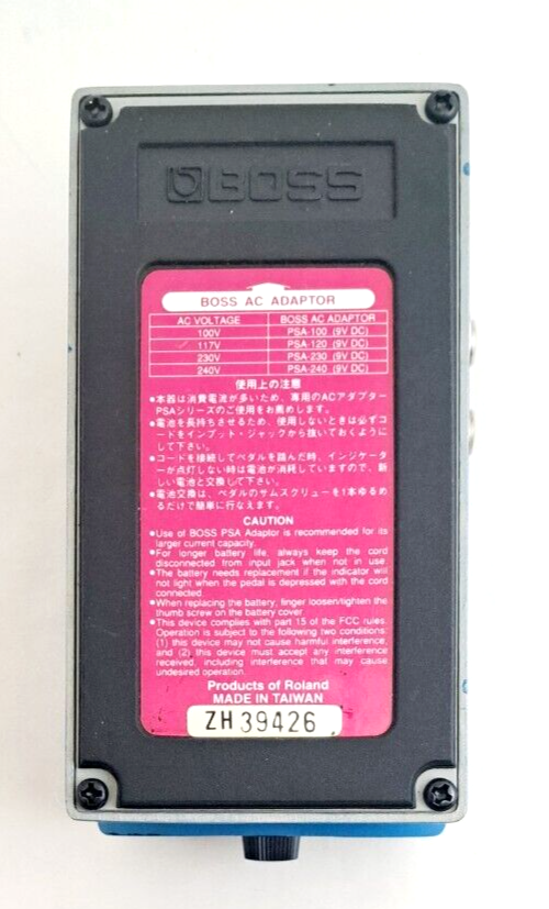 Boss HR-2 Harmonist Guitar Effects Pedal 1995 Pink Used With Box
