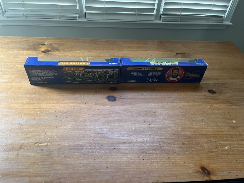 Lote mega autografiado vintage de Bobby Labonte NASCAR con 9 artículos de carreras en total Foto 2 de 4