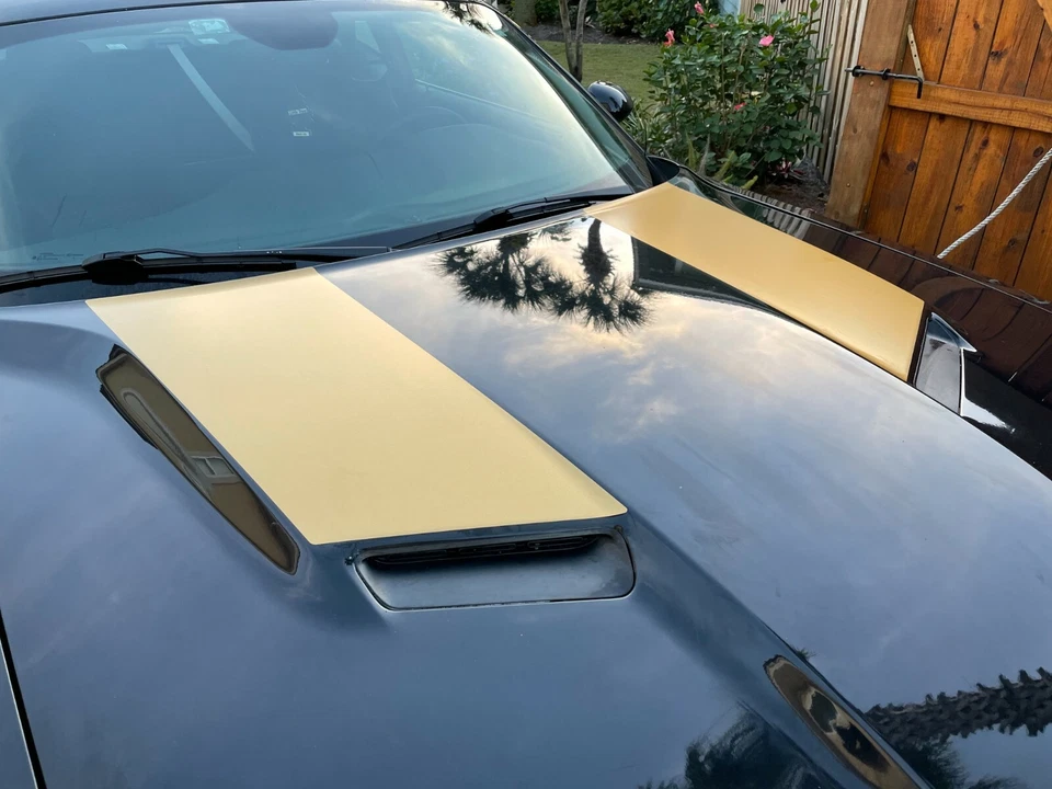 Dodge Challenger Solid Hood Wing Graphic Decal fit 2015-2018 (15 Colors) Pre-Cut Foto 2 de 4