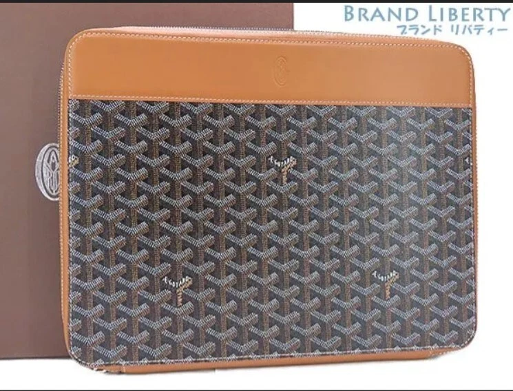 Goyard Womens Clutches