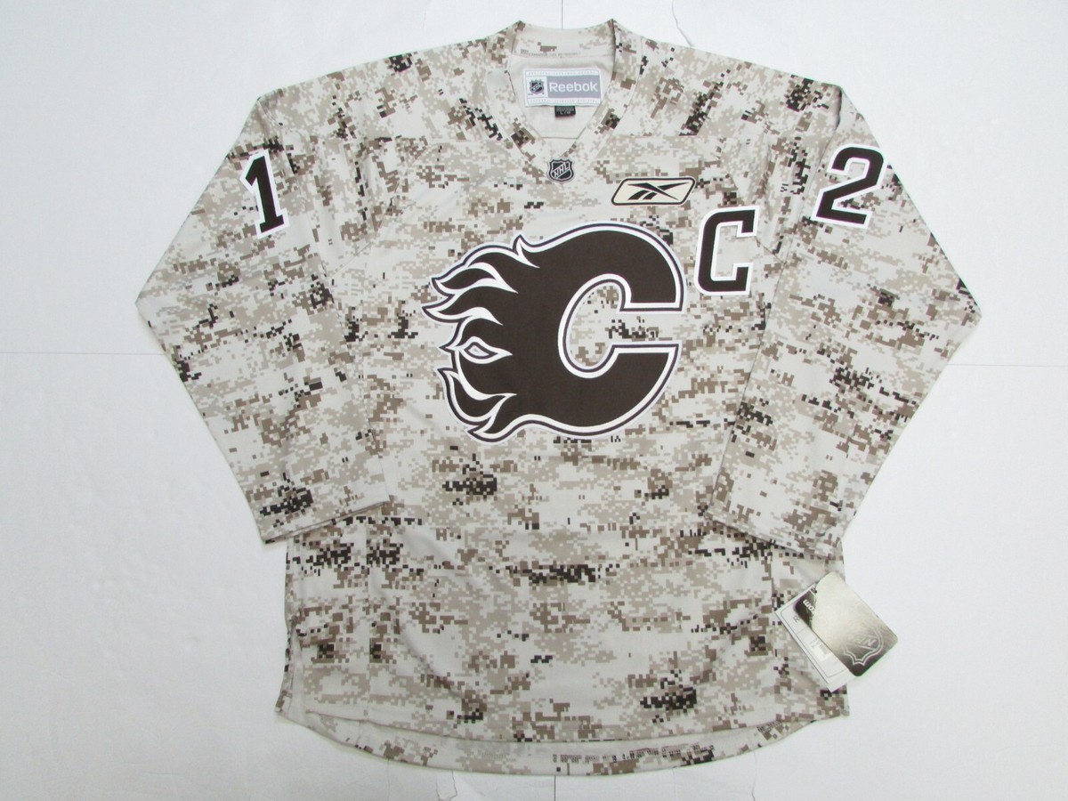 JAROME IGINLA CALGARY FLAMES VETERANS DAY CAMO REEBOK HOCKEY