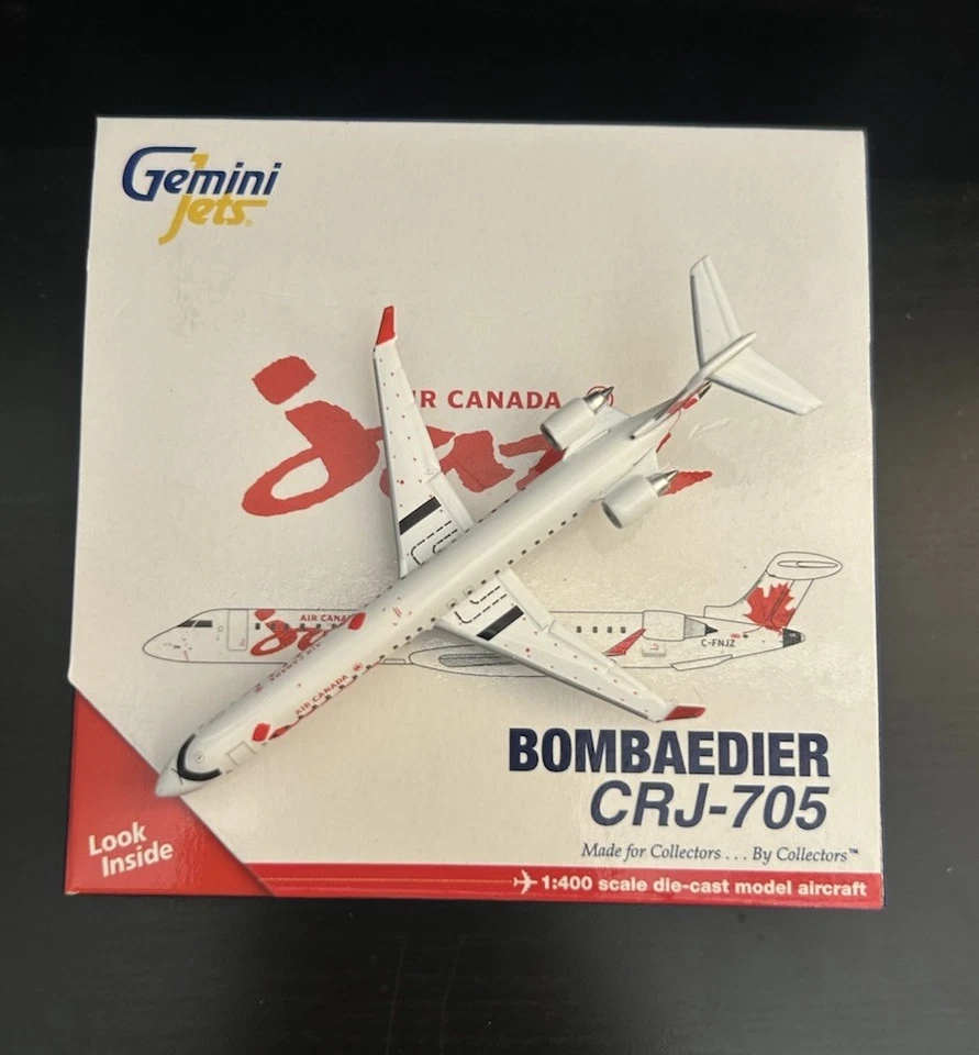GeminiJets 1:400 Air Canada Jazz Bombardier CRJ-705 C-FNJZ GJACA727 Scale Model - Image 2 of 4