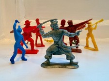 Vintage 60s Plastic Toy Soldiers Lot - Lone Star Crescent Kellogg's - 10 Figures