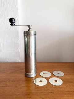 SVEICO COOKIE PRESS Vintage Metal Crank Made in Sweden with 4 discs