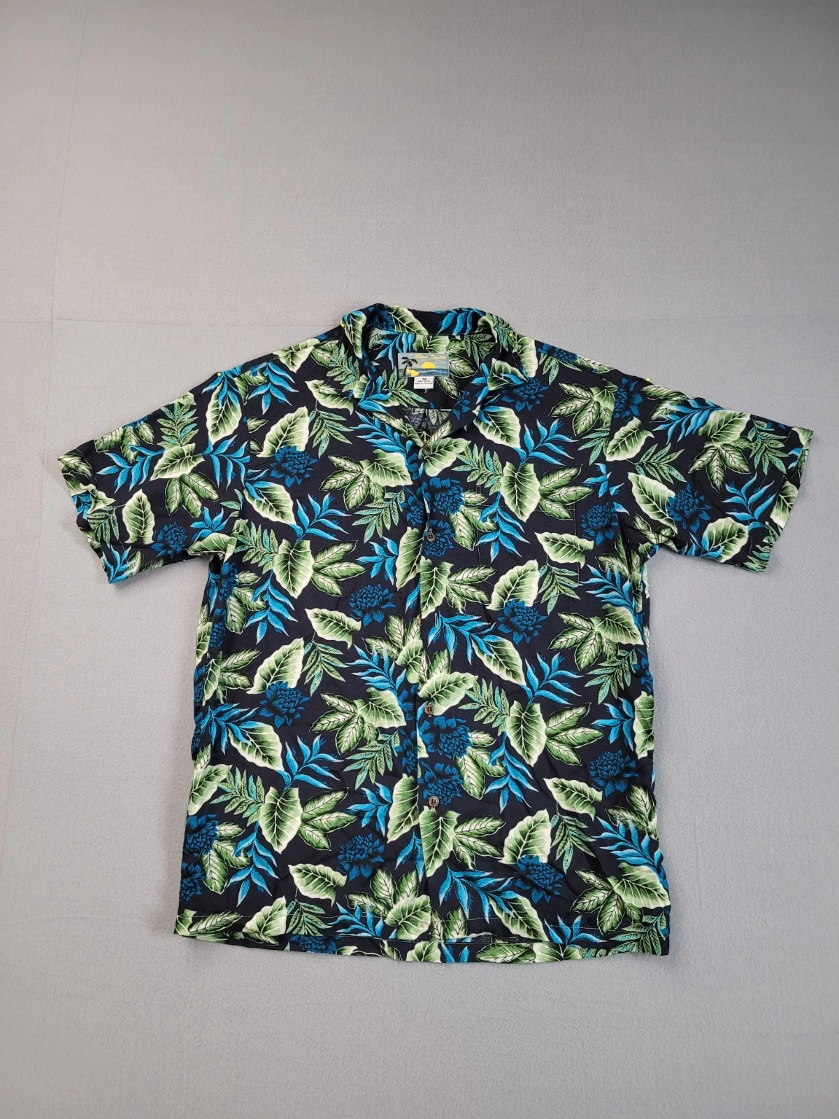 Maui Sunset Mens Shirt M Muticolor Floral Print Collared Short Sleeve Hawaiian