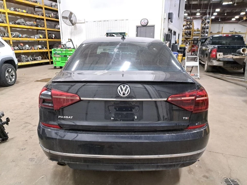 Brake Master Cylinder 2017 Passat Sku#4136959 - Image 2 of 4