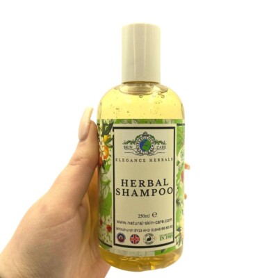 Kräutershampoo von Elegance Natural Skin Care