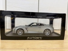 AutoArt Nissan GT-R R35 1/18 Diecast Car Rare 13+